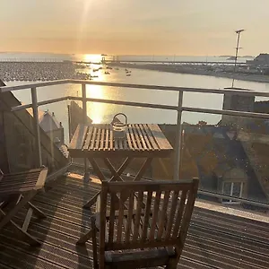 Le Balcon Des Corsaires , Saint-Malo France