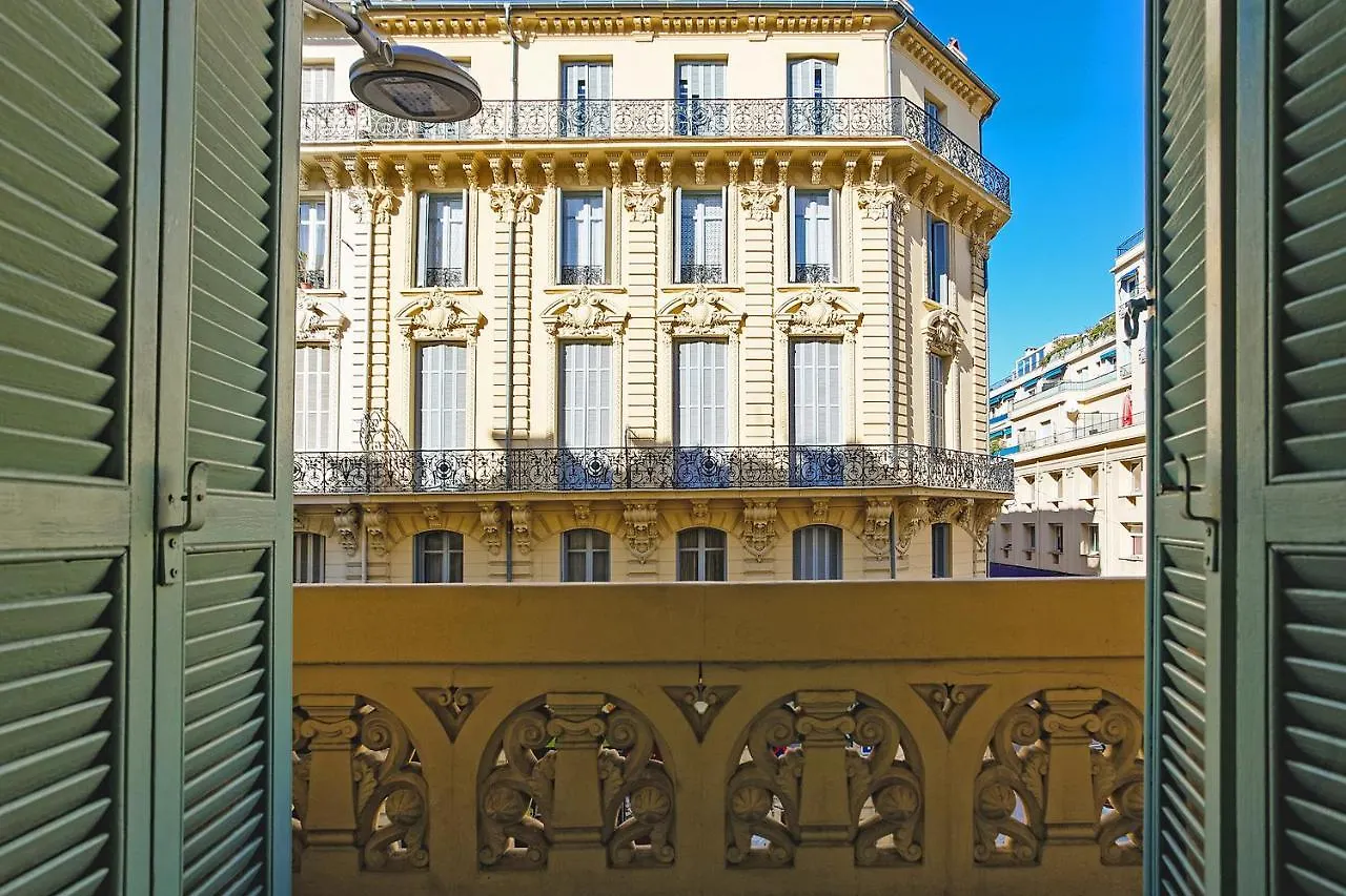 Апартаменты Residence Hancy Ницца